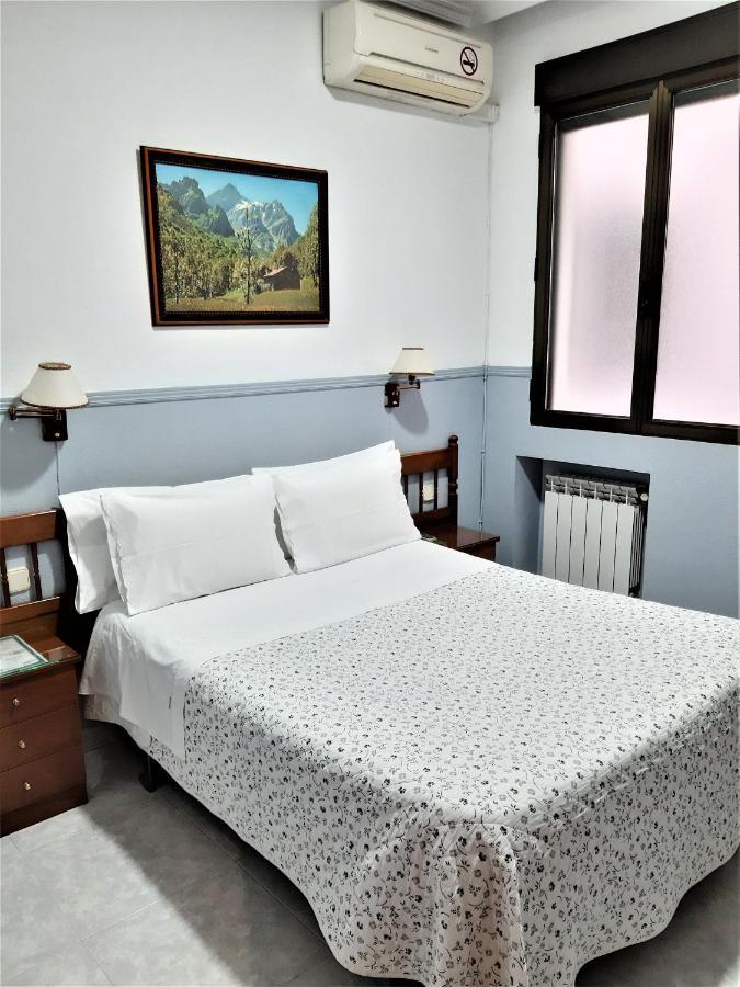 Hostal Dulcinea Madrid Dış mekan fotoğraf