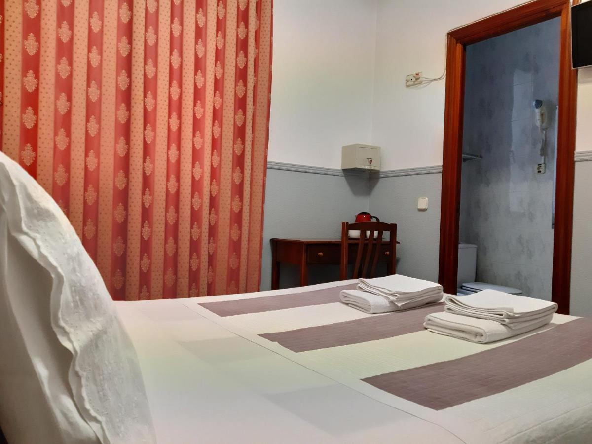 Hostal Dulcinea Madrid Dış mekan fotoğraf